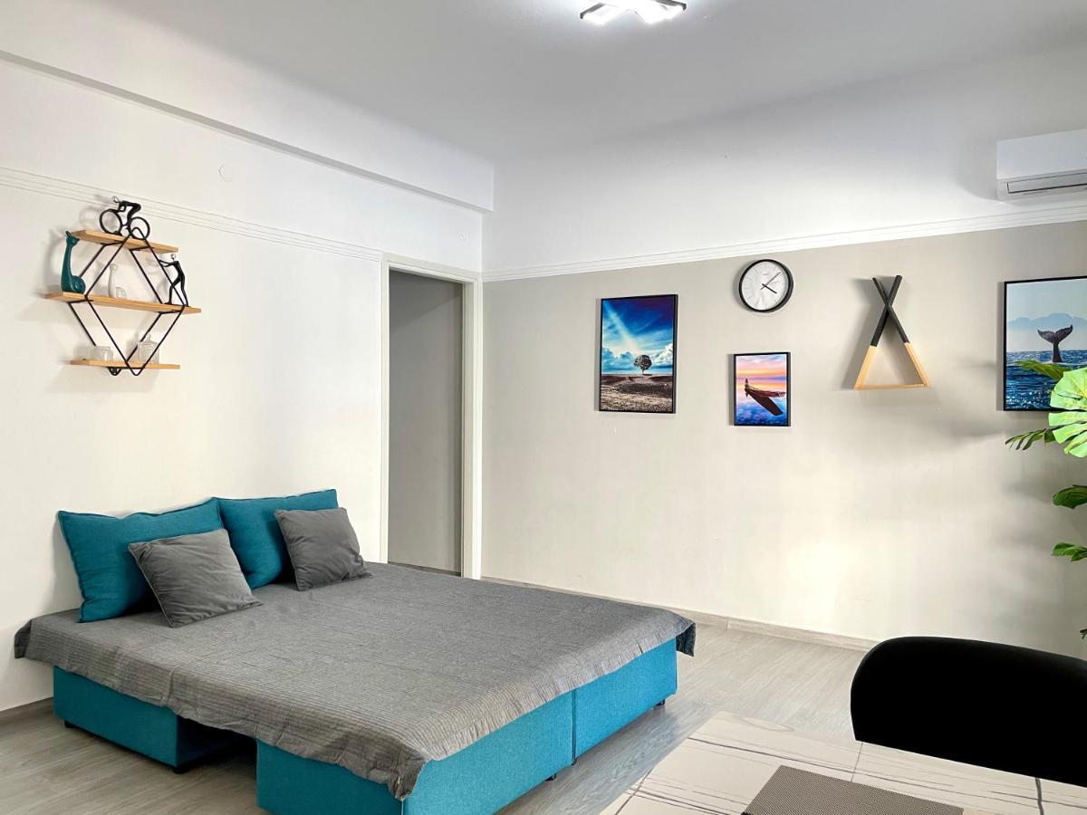 Uoohome7 Garden Green And Navy أثينا المظهر الخارجي الصورة
